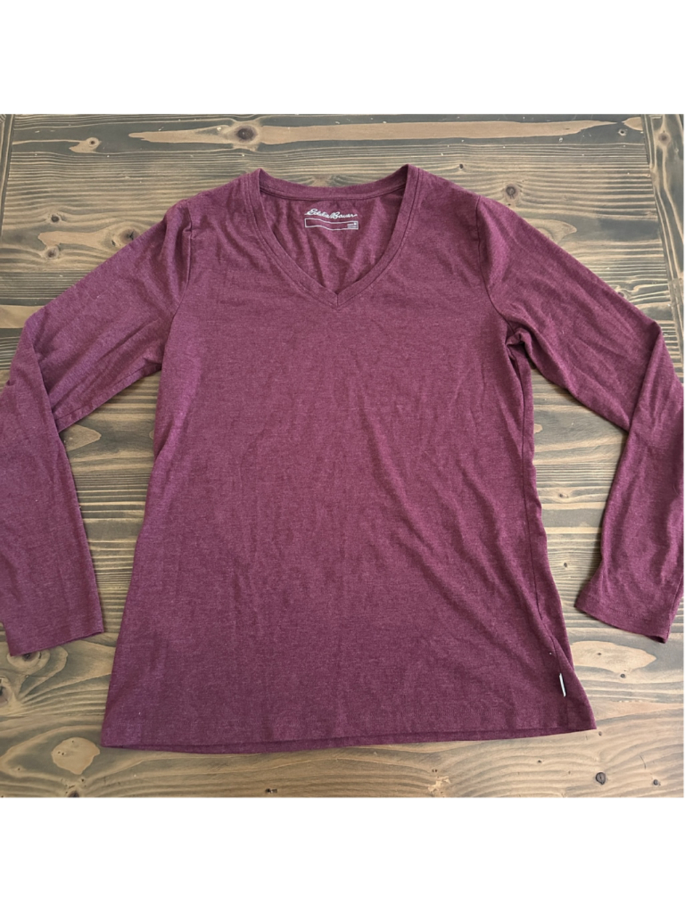 Eddie Bauer Women's M Burgundy Heathered V Neck Long Sleeve Tee